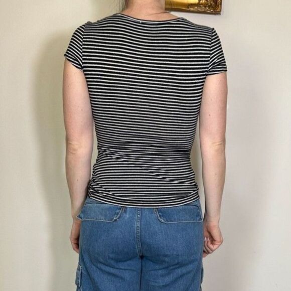 Vintage Cache Sparkly Black and White V Neck Short Sleeve Top Size XS - Picture 2 of 6